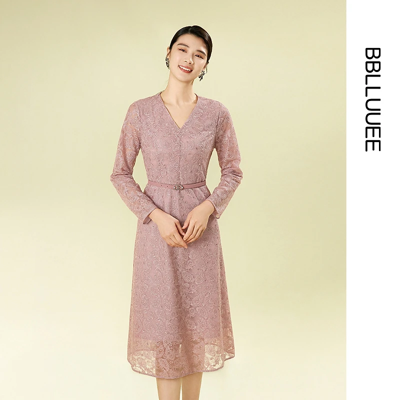 【浪漫腰果花】BBLLUUEE/粉蓝衣橱2025春新款优雅V领蕾丝连衣裙女