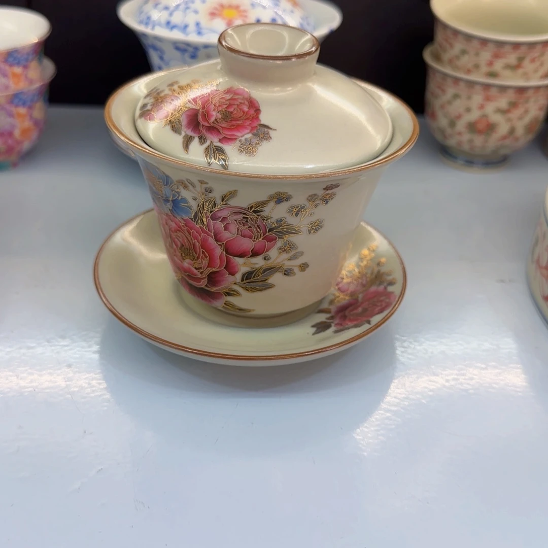 这些盖碗真好看！！！