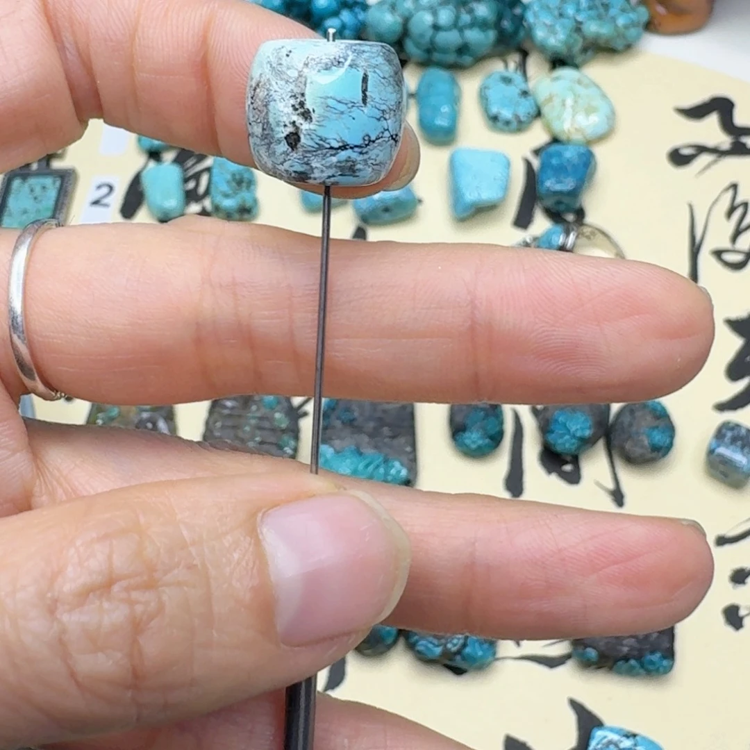 未镶嵌绿松石墩子