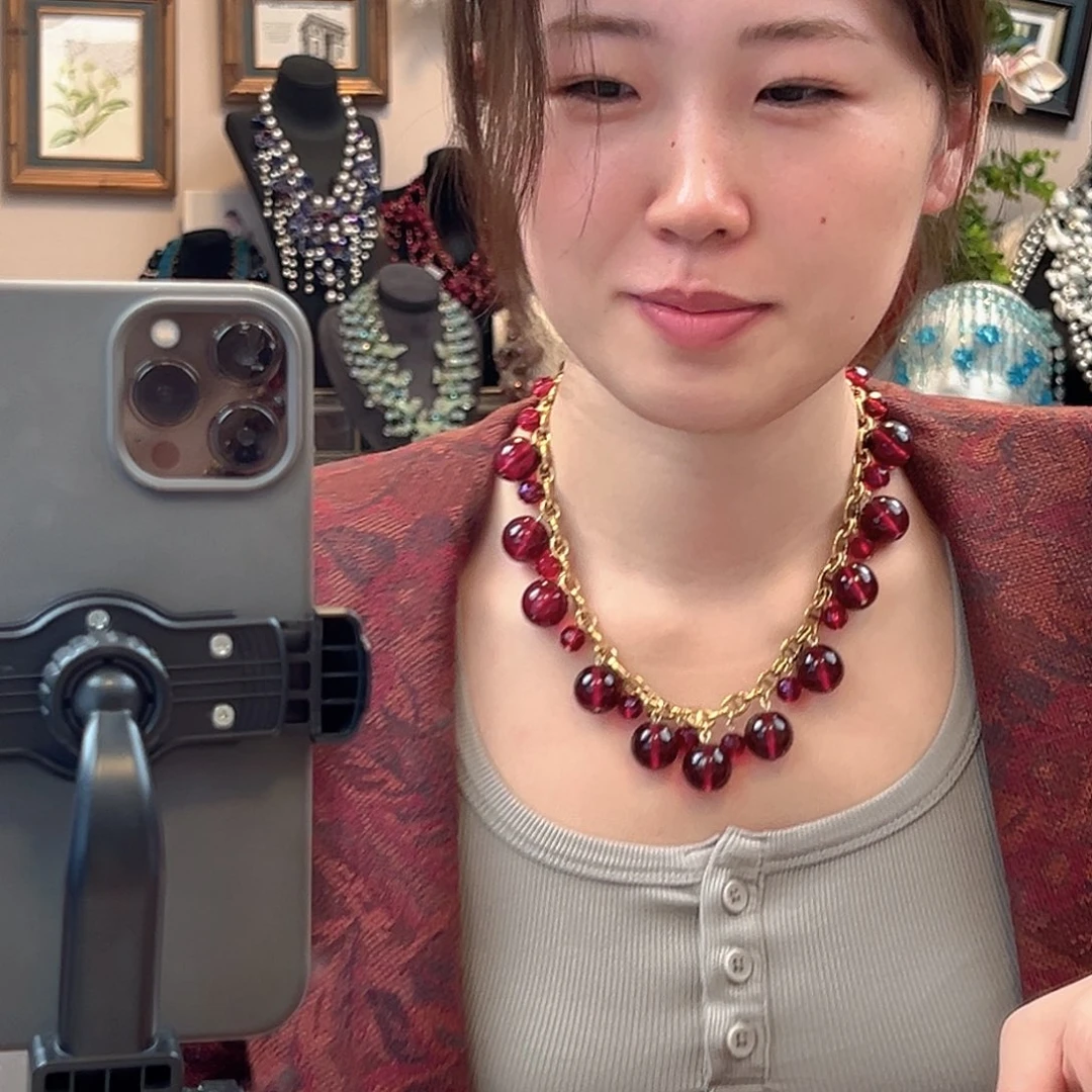 幽***幽玻璃颈饰编号227 一套