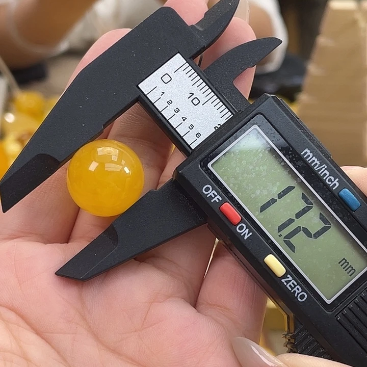 琥珀未镶嵌珠宝奇石琥珀h11