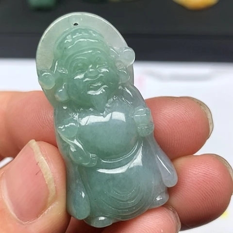 翡翠颈饰未镶嵌翡翠立体财神爷