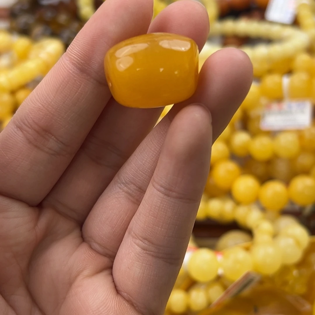 琥珀珠宝奇石未镶嵌