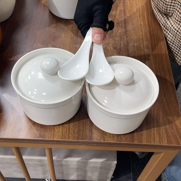 白瓷餐盘餐盘餐盘