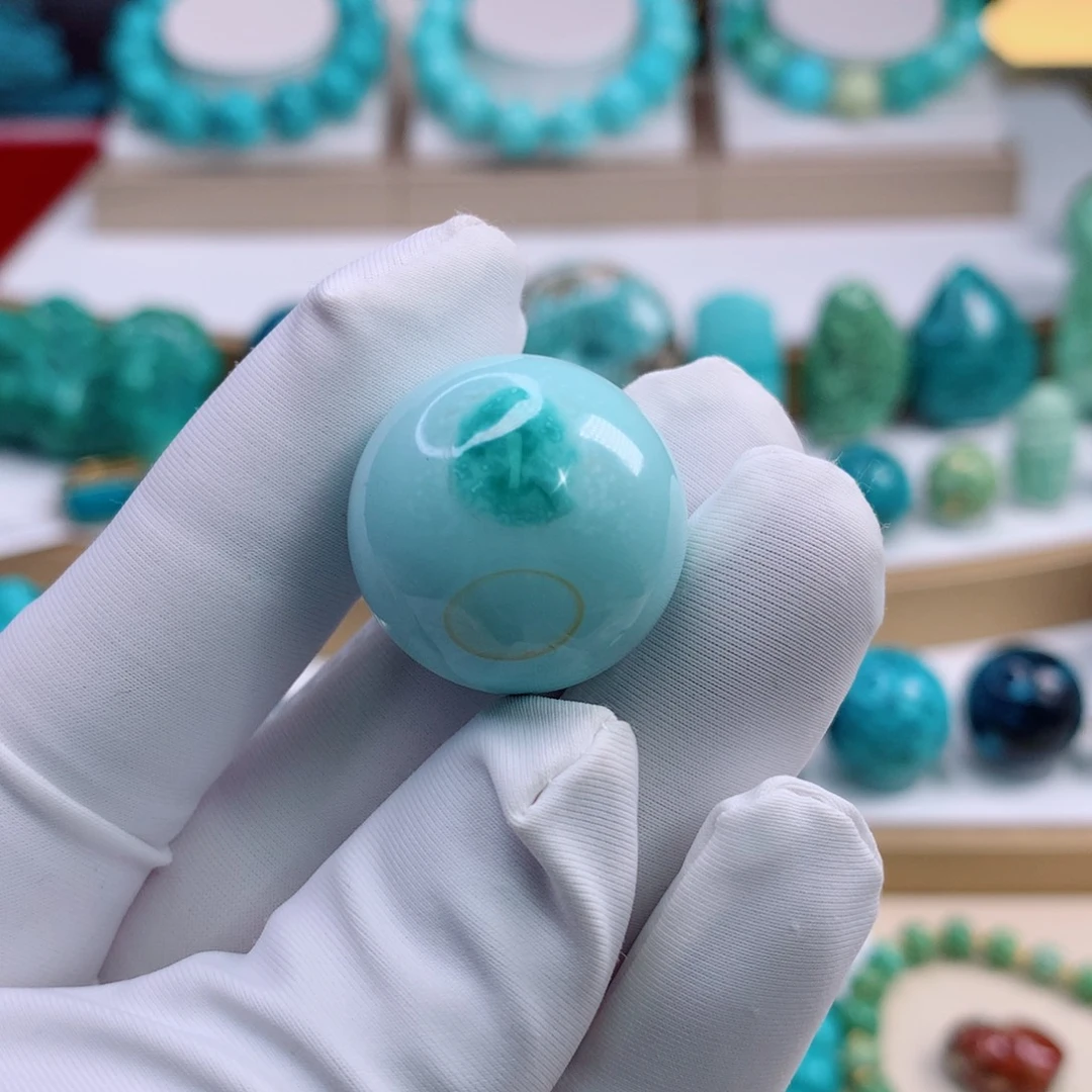 未镶嵌绿松石颈饰