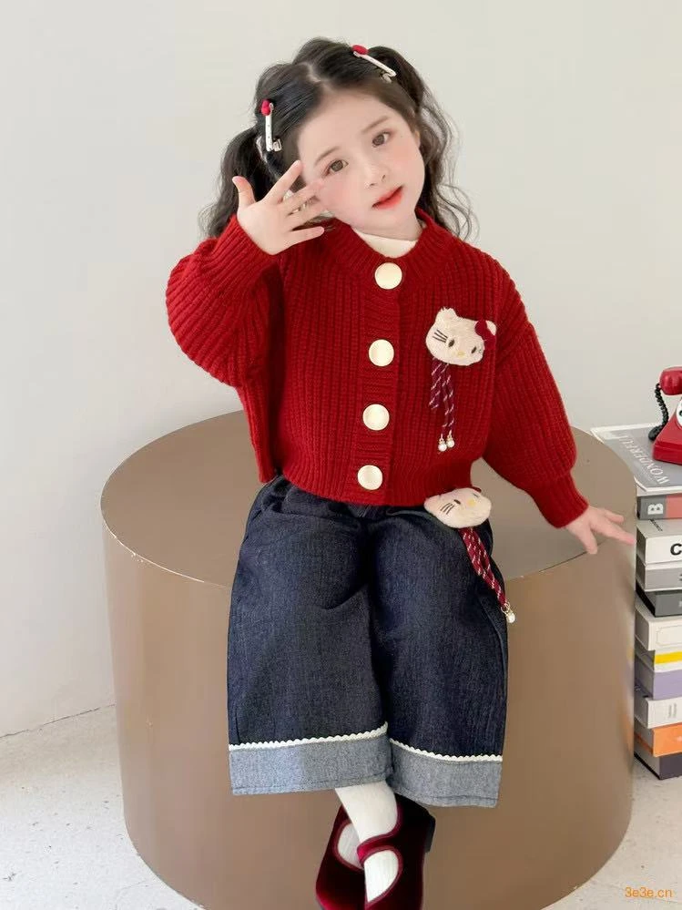 女童套装春秋装红色新款洋气儿童宝宝时髦毛衣针织衫牛仔裤三件套