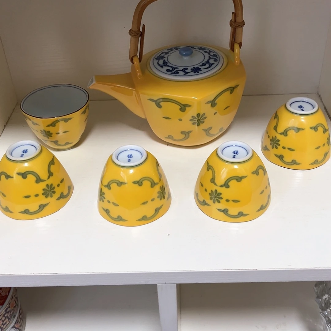 盖碗在一起就是要开心的一段关系哦