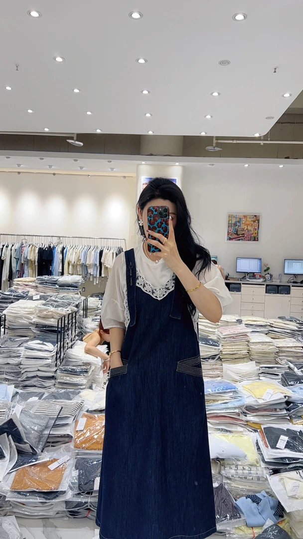 【魅力套装】欧货简约短袖上衣+蕾丝拼接背带裙两件套-27283