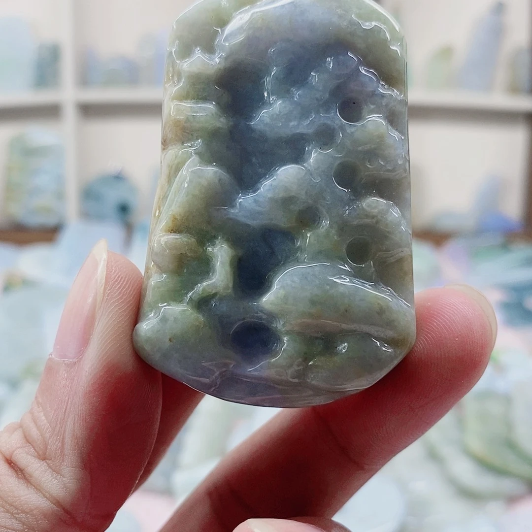 颈饰未镶嵌翡翠天然