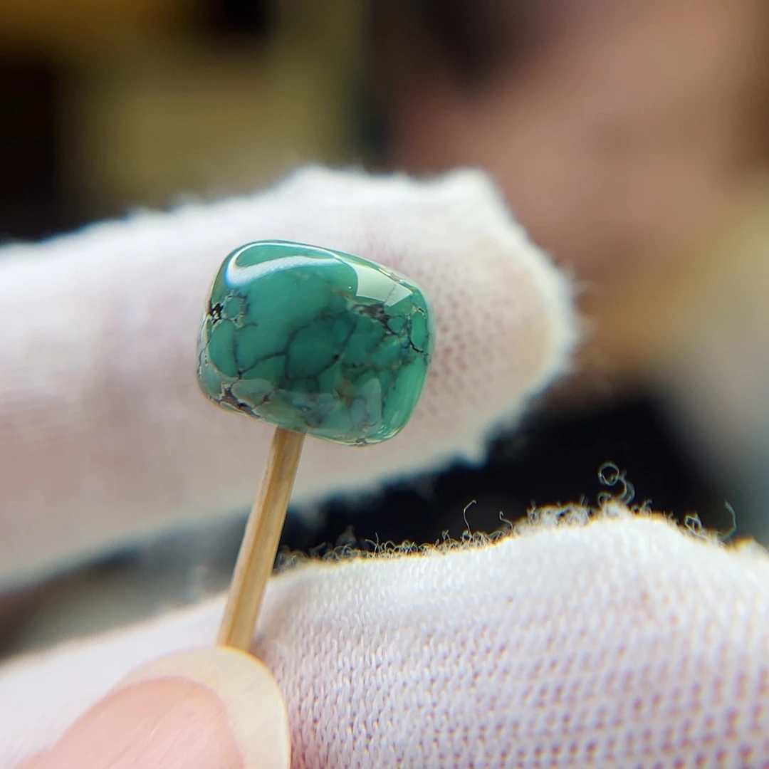 未镶嵌绿松石珠宝奇石12.4