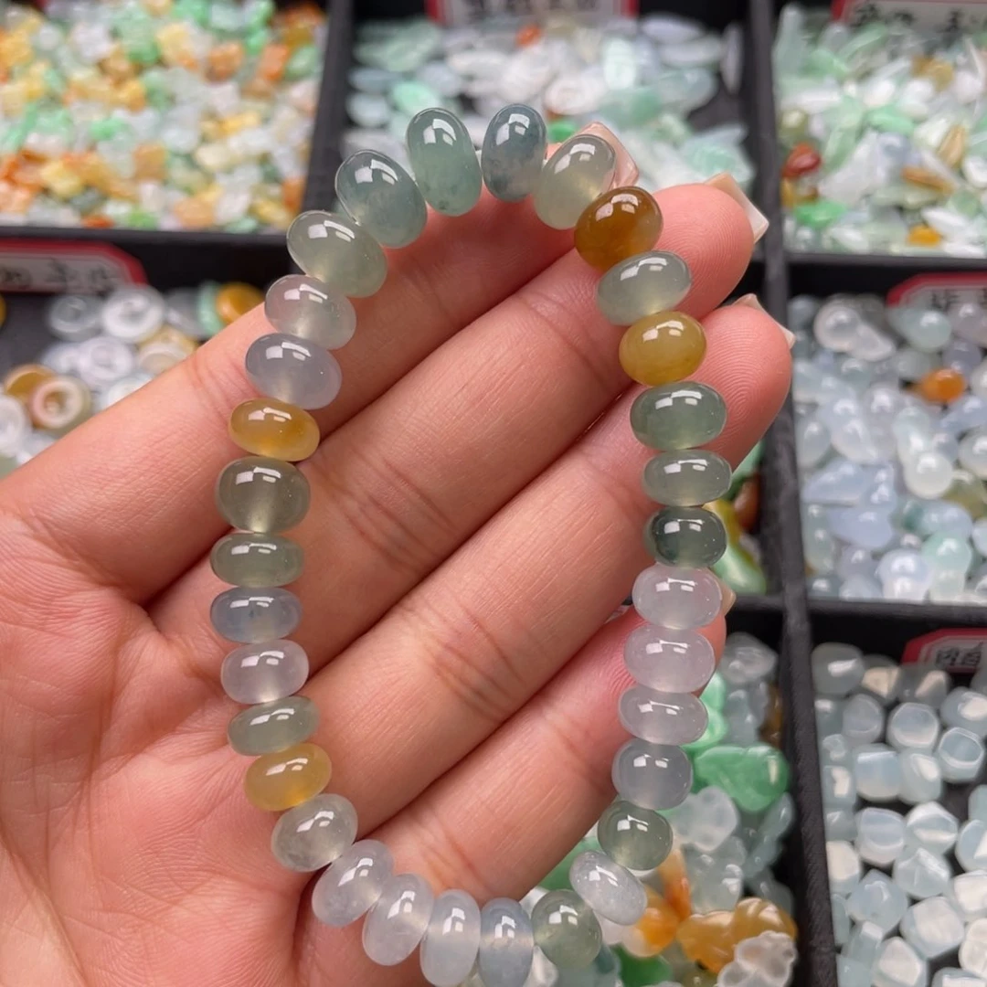 颈饰未镶嵌翡翠手串