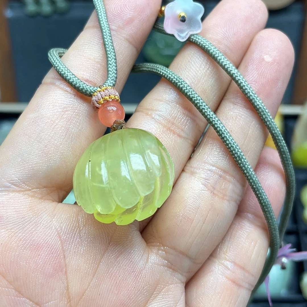 未镶嵌蛇纹石玉项链