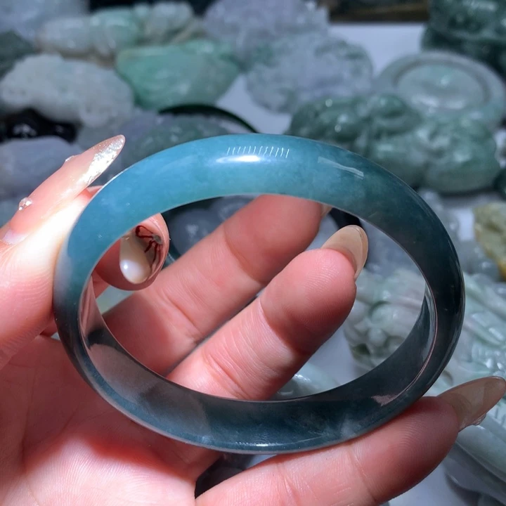 翡翠未镶嵌颈饰保真天然A货翡翠
