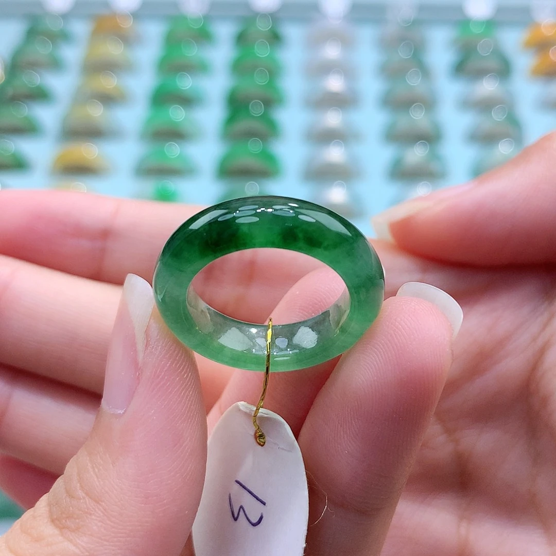 未镶嵌戒指翡翠13圈