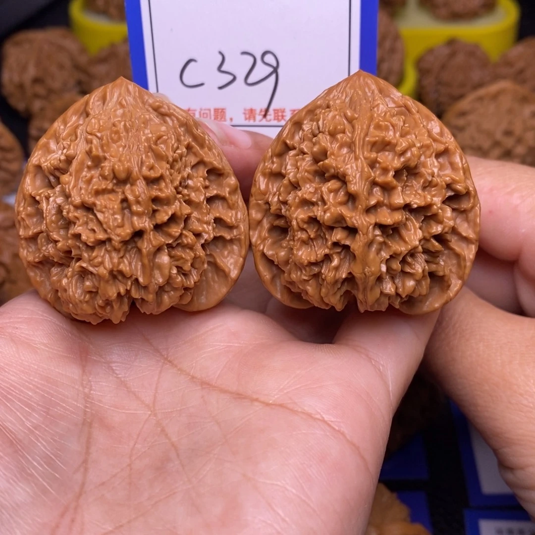 文玩核桃把件42满天星c329