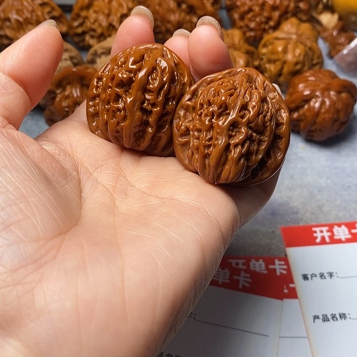 文玩核桃吊坠四座楼