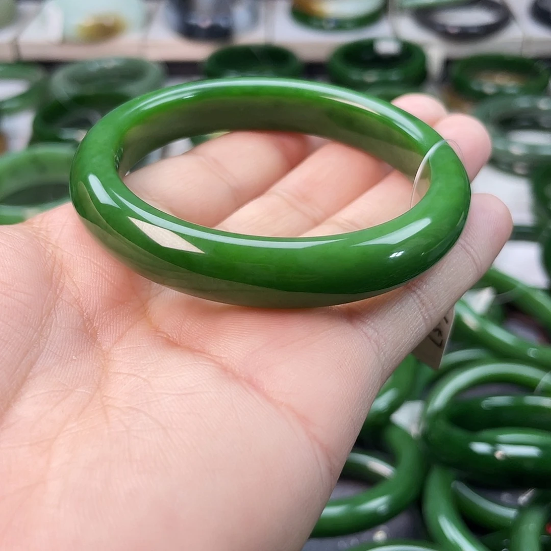 和田玉（翠青玉）手镯未镶嵌