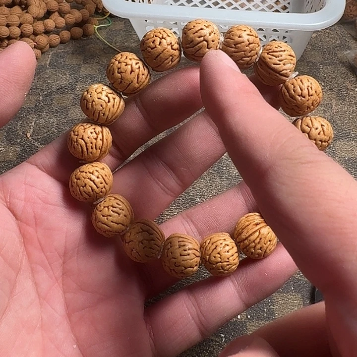 落***阳桃核吊坠666666666666