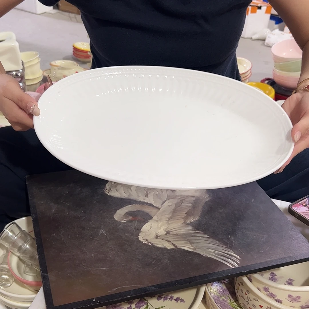 瓷片雅诚德白色鱼盘微瑕