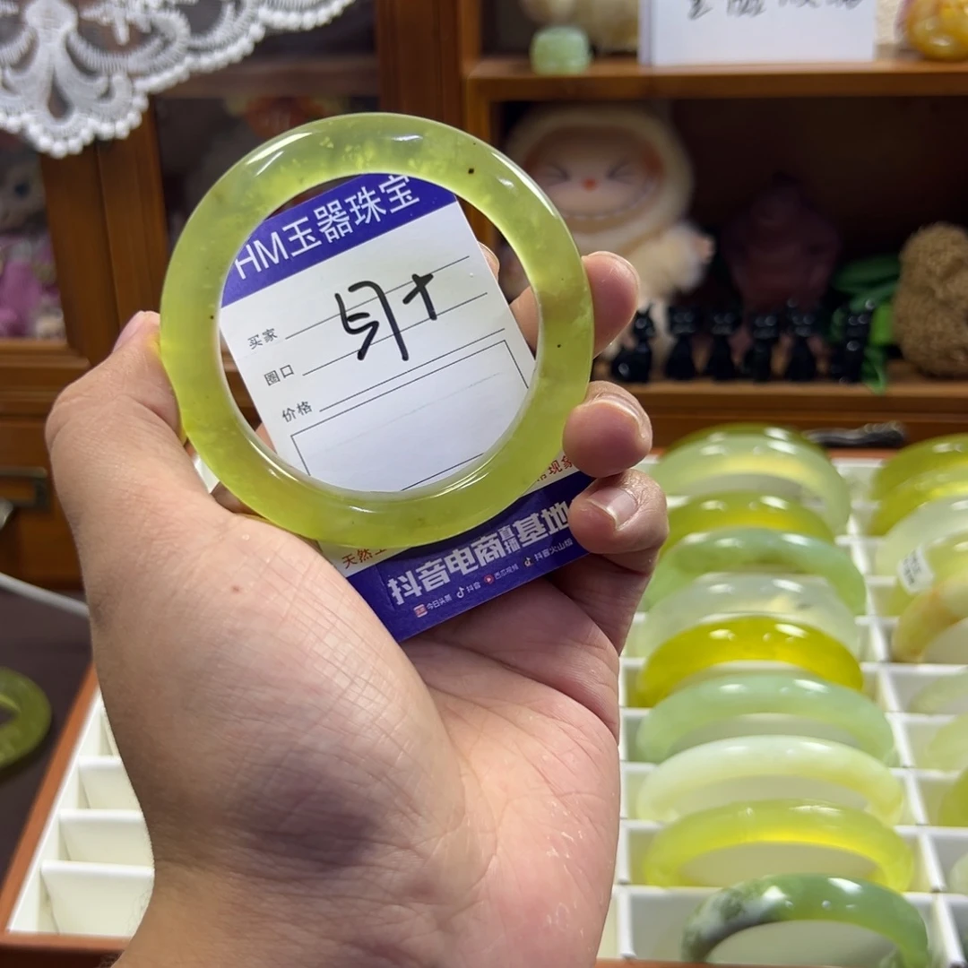 蛇纹石玉未镶嵌手镯465