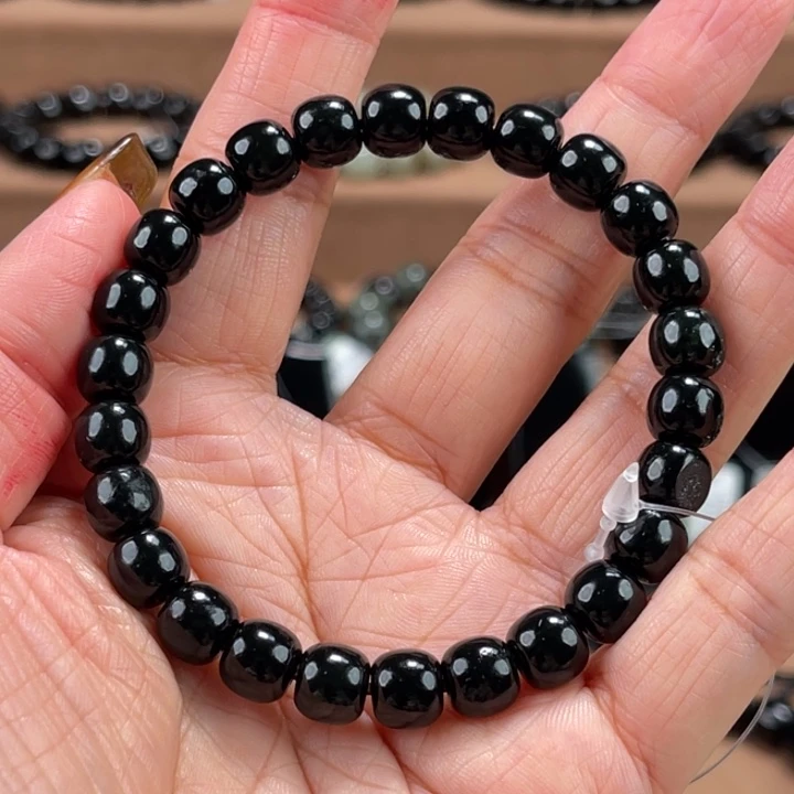 晓***ᐝ和田玉未镶嵌手链8