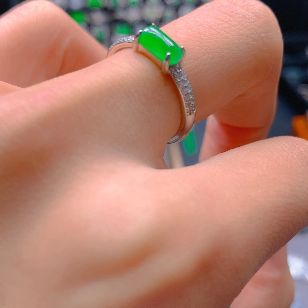 翡翠未镶嵌颈饰天然翡翠