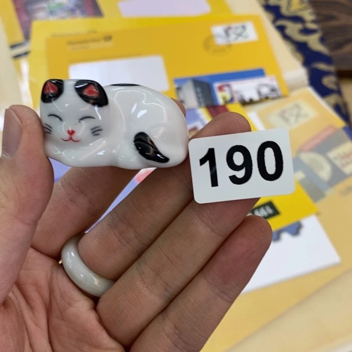 瓷片哈哈哈哈哈哈哈哈哈