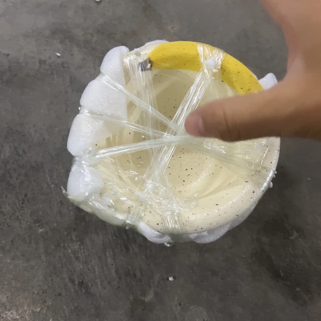 搪瓷微瑕香蕉碗两个哈哈哈