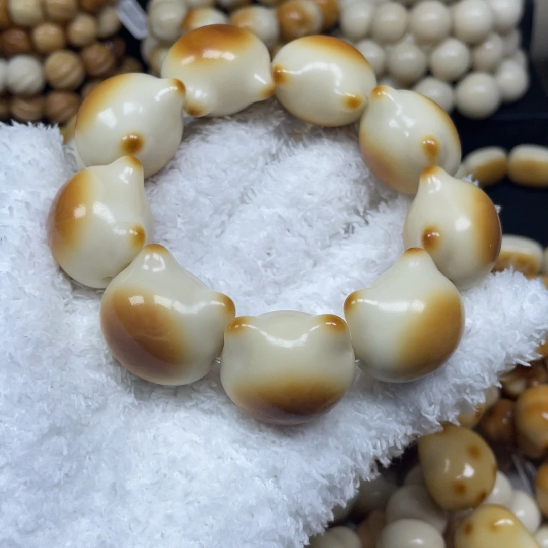 菩提根/象牙果手串12.27.16瑕猫头28