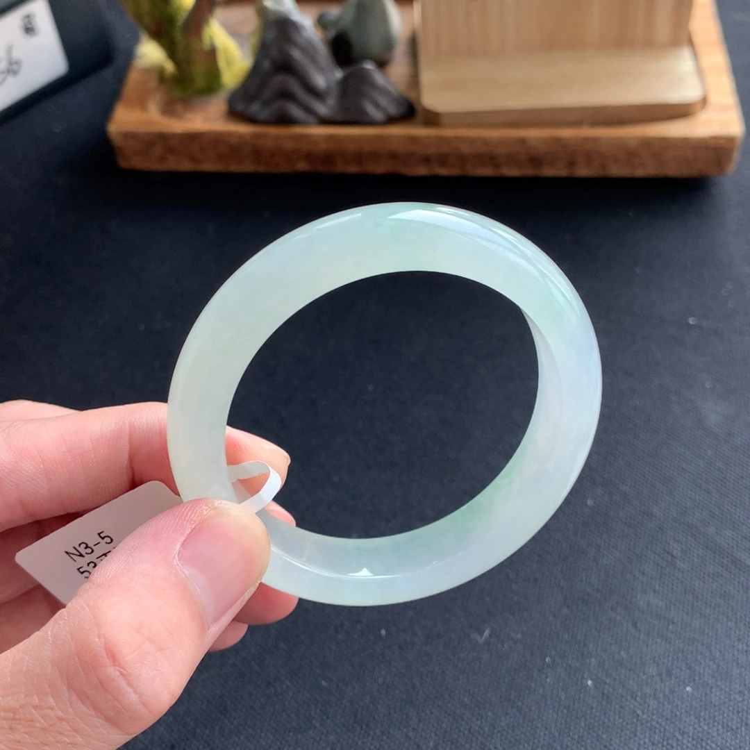 翡翠未镶嵌手镯圈口5354