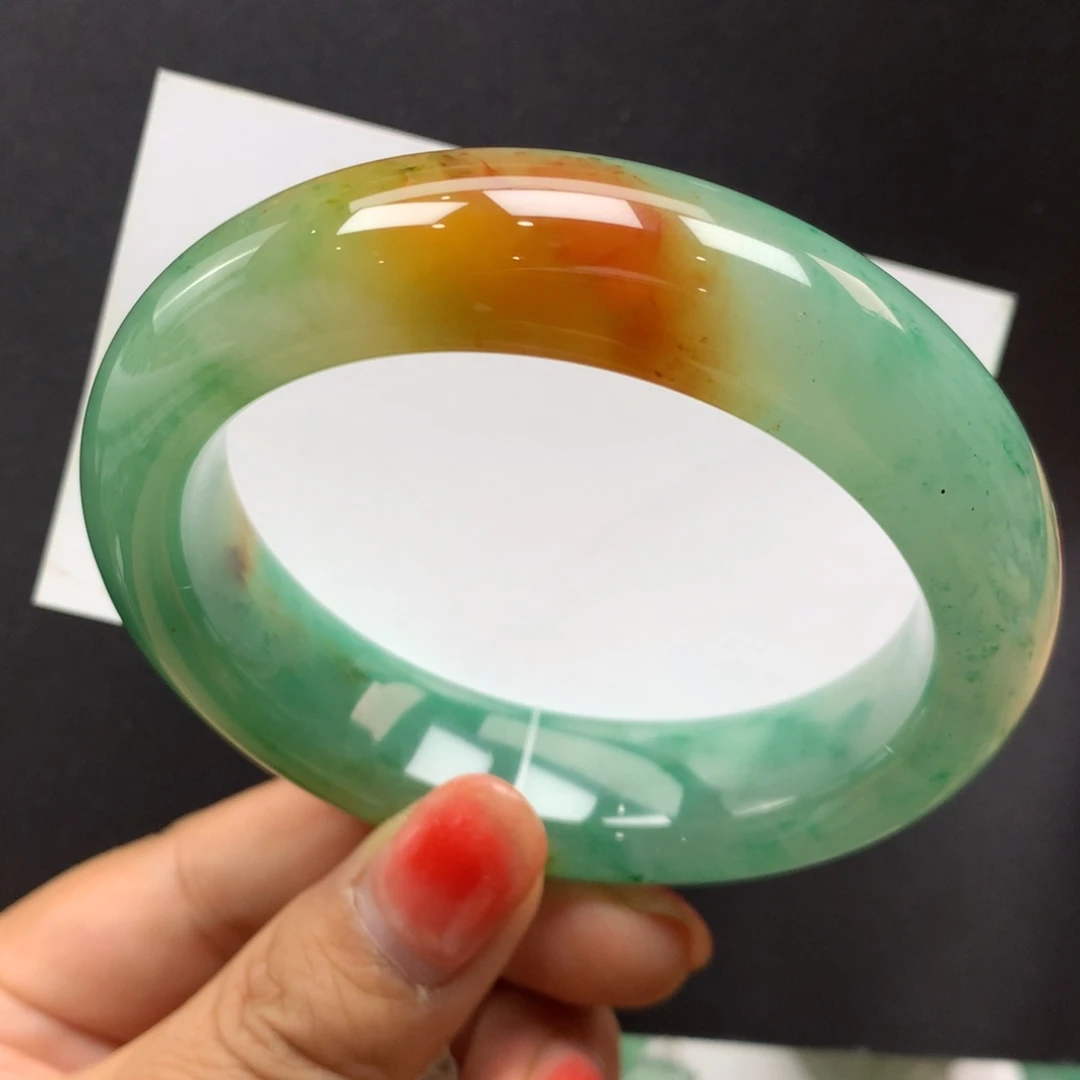 石英质玉未镶嵌手镯