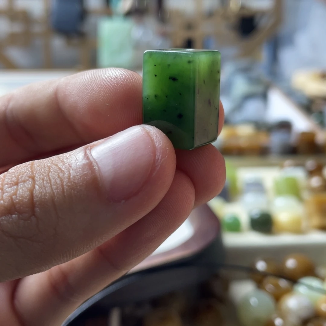 坦***笑和田玉（糖玉）未镶嵌挂件