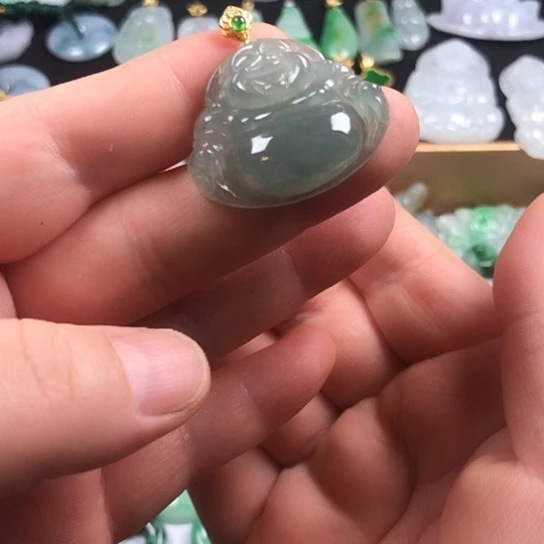 颈饰未镶嵌翡翠佛公