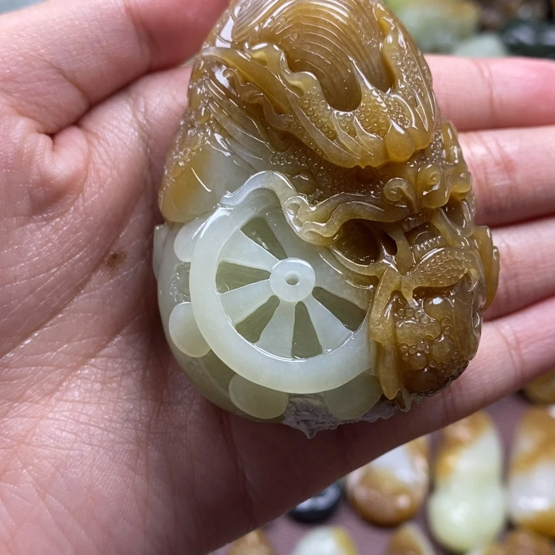 吊坠(不含链)未镶嵌和田玉（糖玉）华**哥