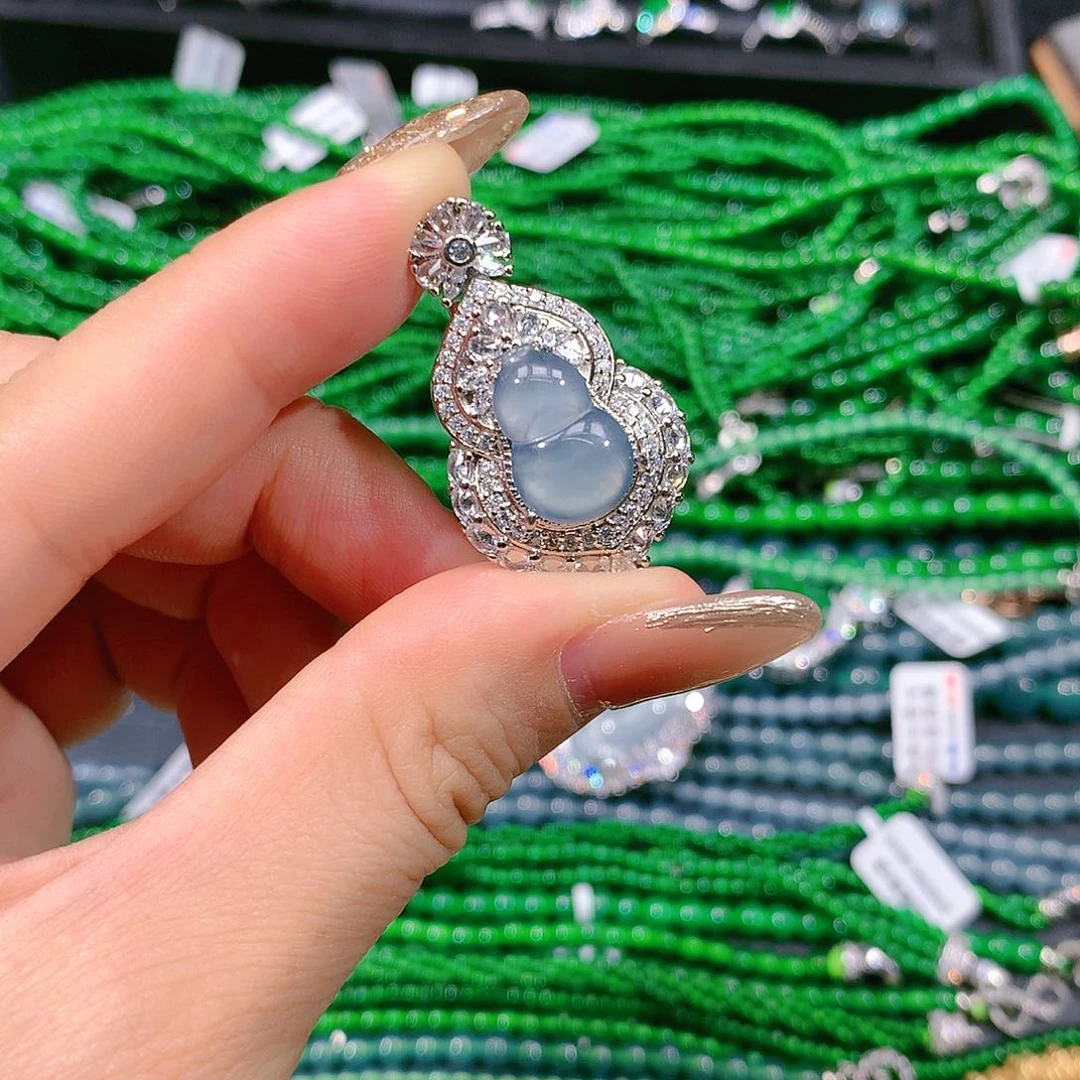 翡翠手链未镶嵌天然