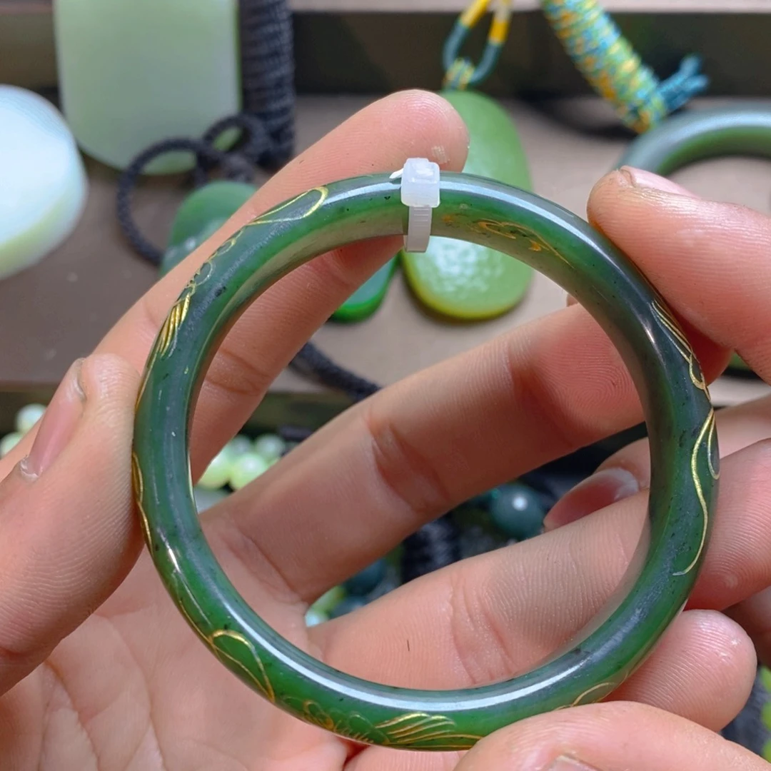 未镶嵌手链和田玉（糖玉）