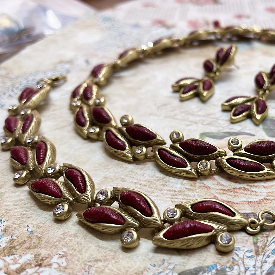 黄铜树脂耳饰 ForeverCharm宫廷风酒红色小众设计耳钉手链项链