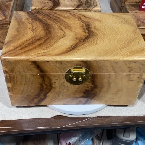 香樟木关****）老樟木收纳箱40×25×20