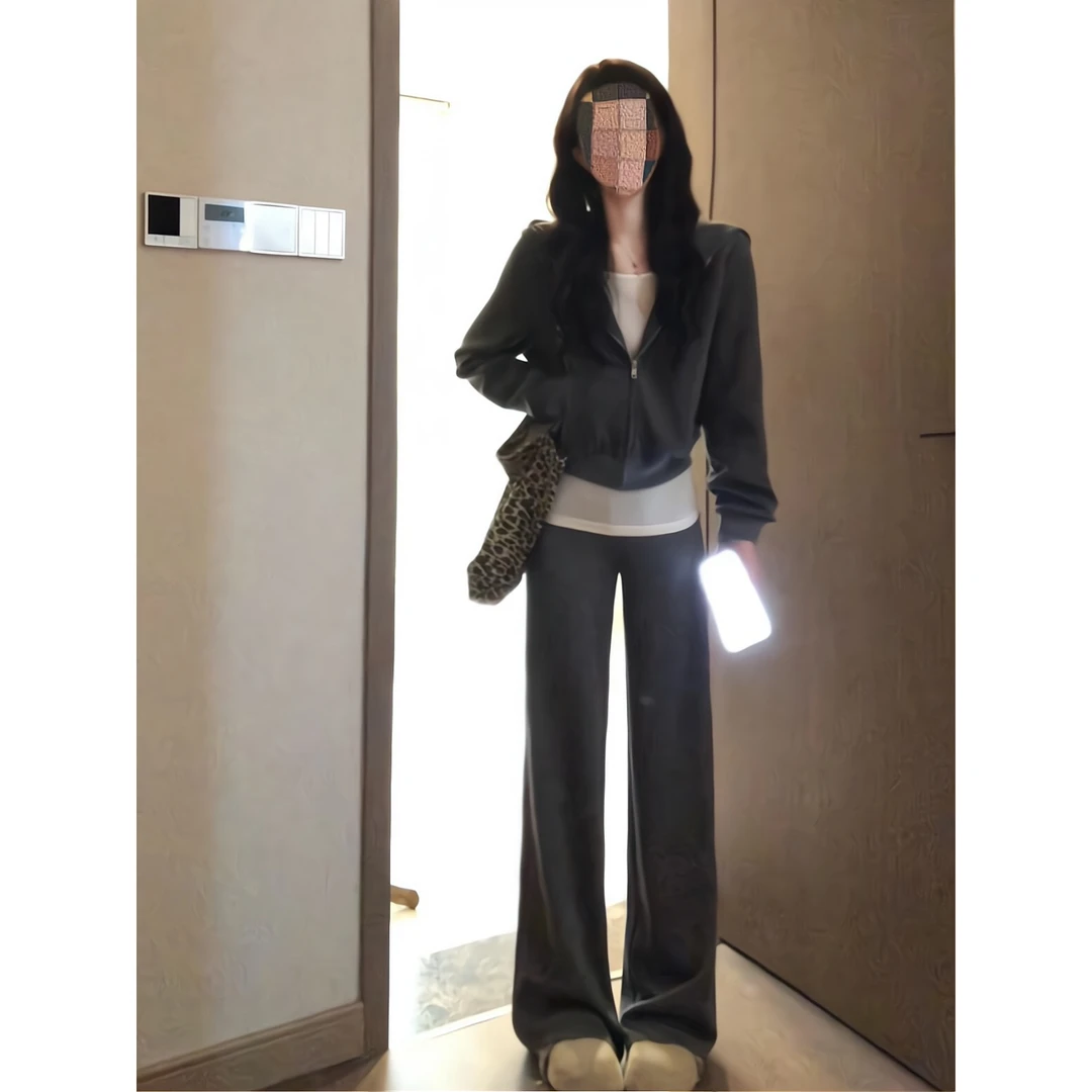 韩系早秋穿搭灰色连帽卫衣上衣外套开衫直筒宽松阔腿裤运动套装女