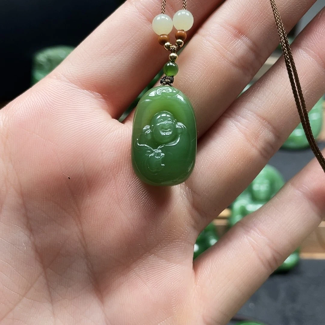 和田玉（碧玉）颈饰未镶嵌