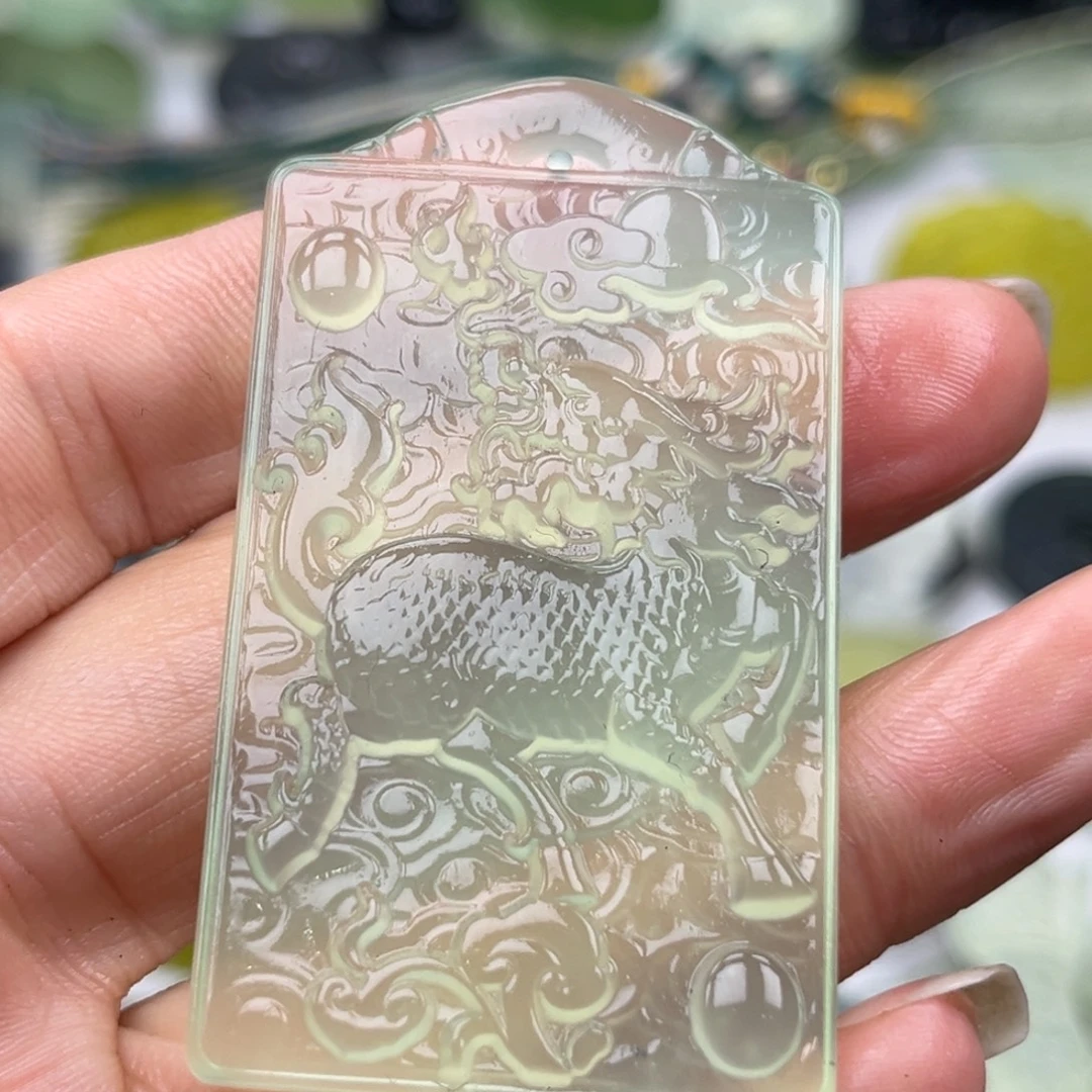 佟***楠蛇纹石玉未镶嵌其他