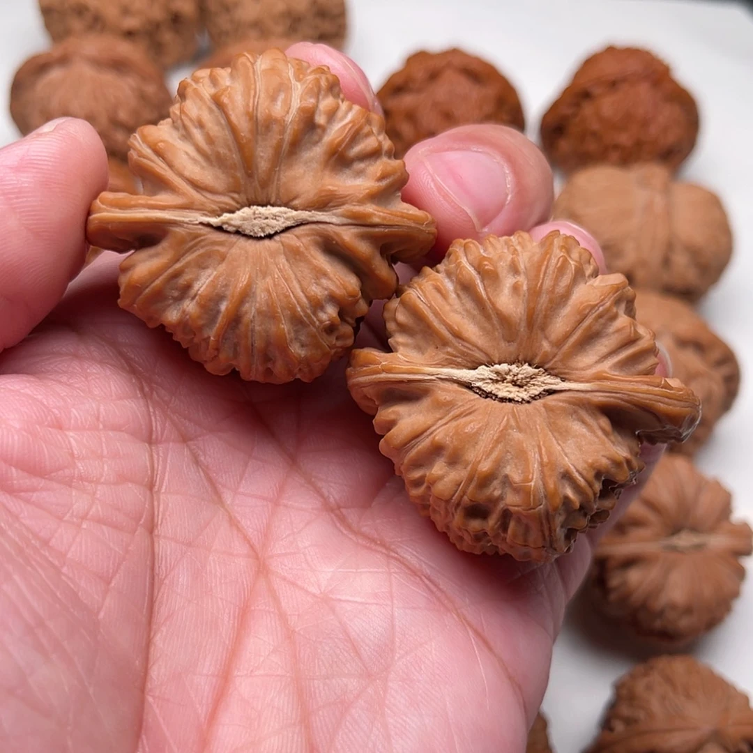 【闪购商品】文玩核桃吊坠@**飒核桃