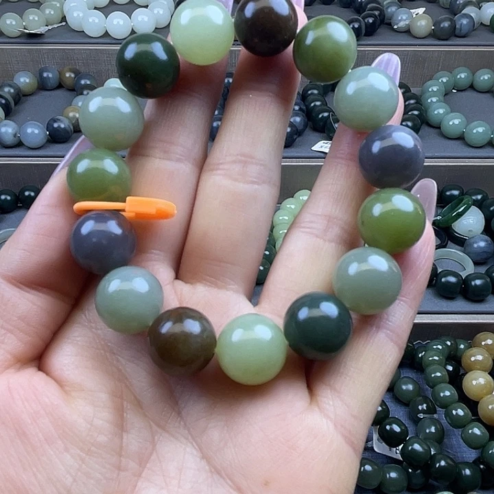 和田玉未镶嵌手链