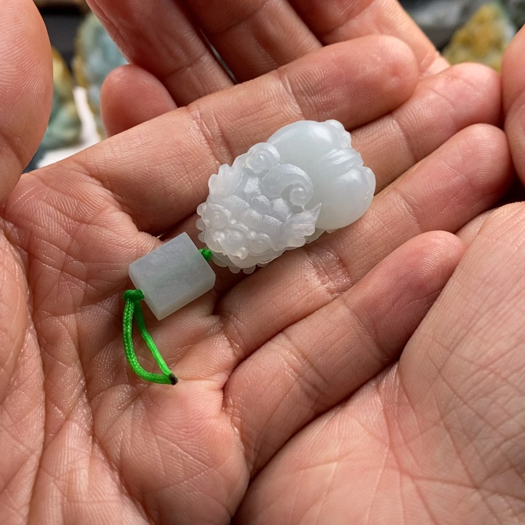 定制翡翠未镶嵌天然缅甸翡翠a货 貔貅