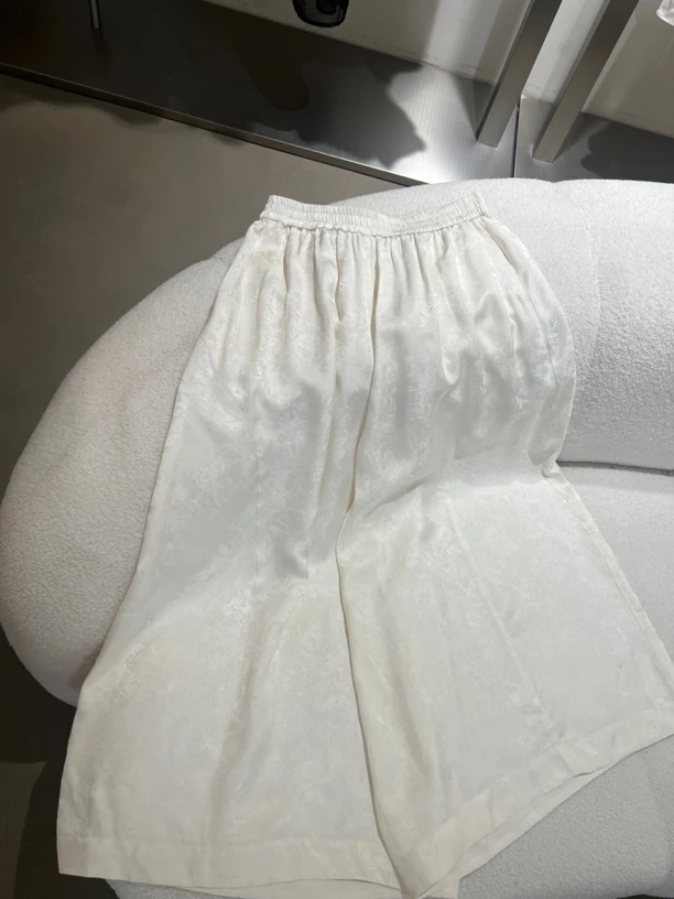 南油朱朱新款宽松白色提花裤子0078