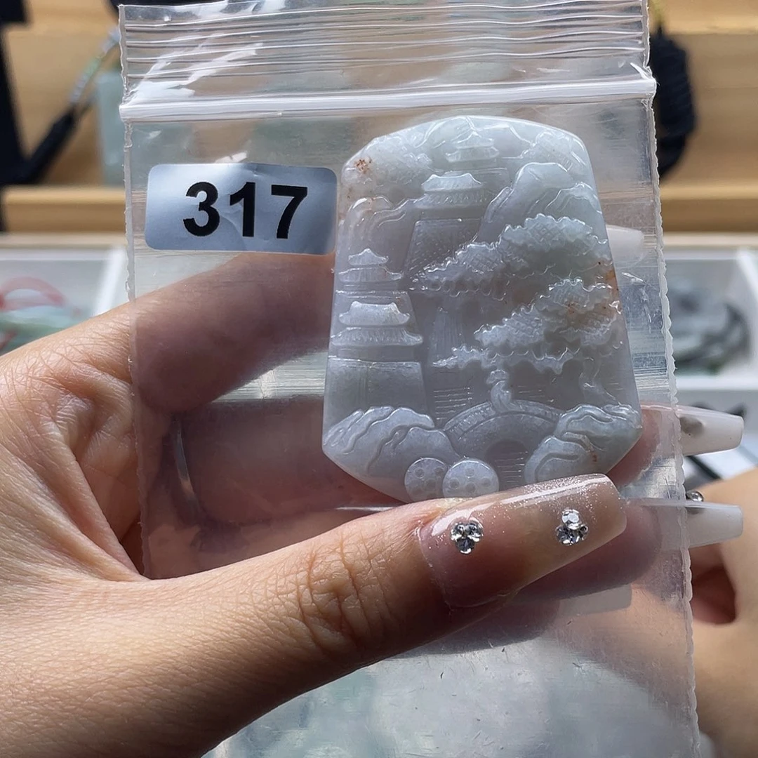 翡翠未镶嵌颈饰翡翠