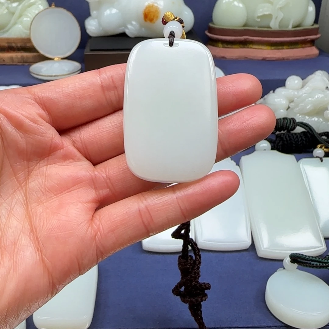 和田玉未镶嵌挂件