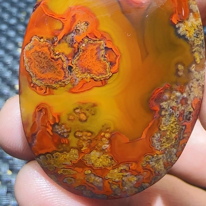 网***Z玛瑙/玉髓未镶嵌吊坠