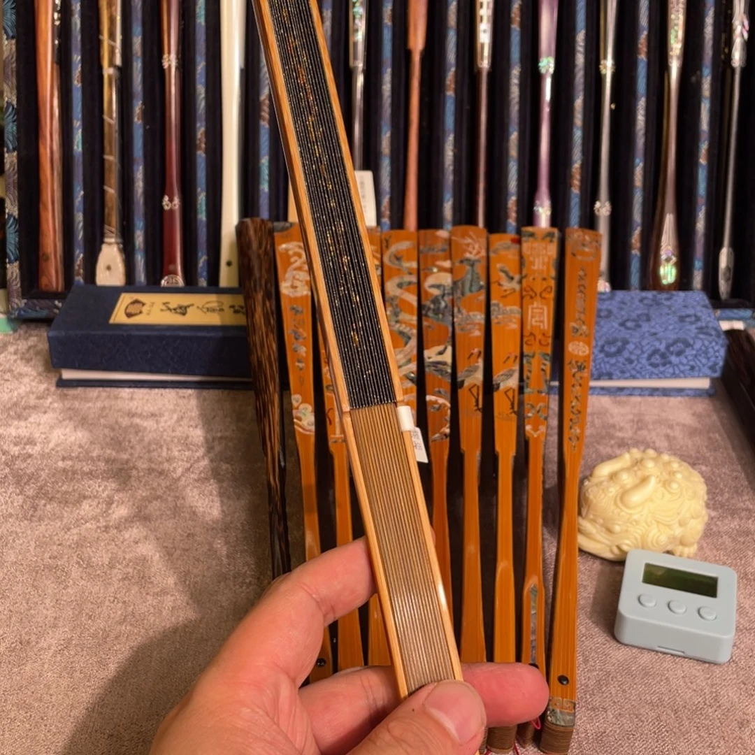 扇子手工制作工艺精湛