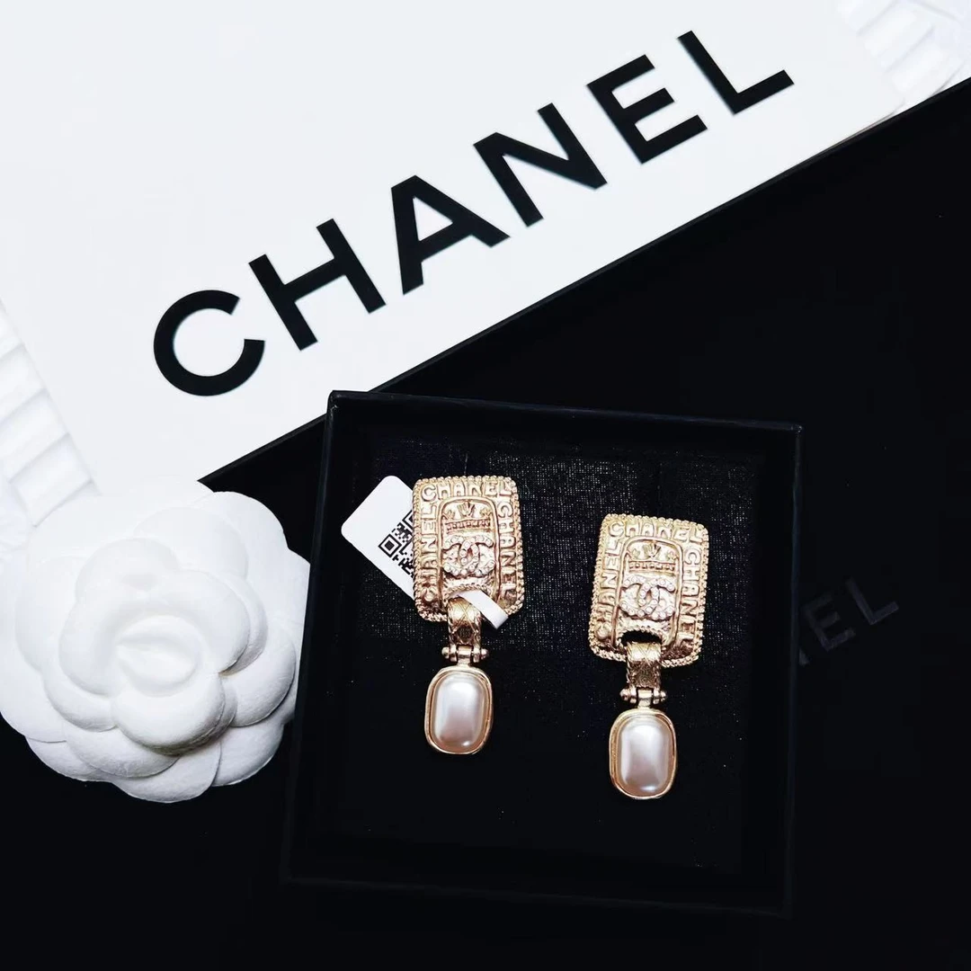 95新 Chanel/香奈儿 柚礼中古/香奈儿皇冠金币珍珠耳钉LZ502048